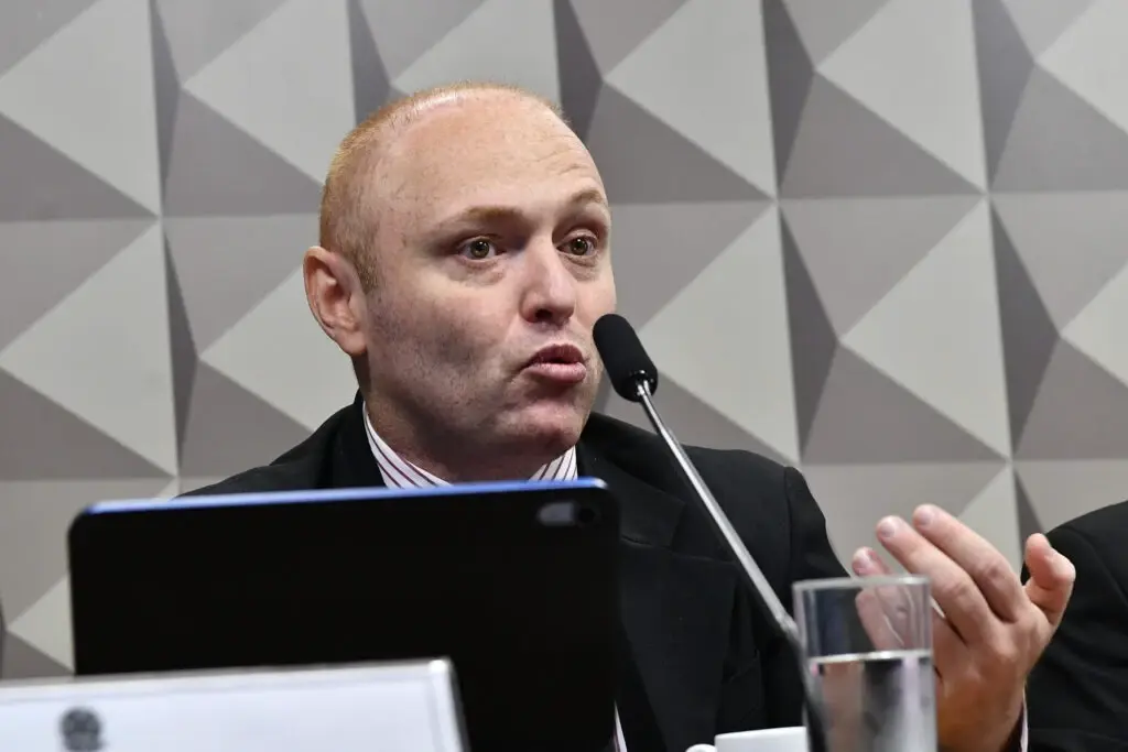 Moraes libera regime semiaberto para hacker Walter Delgatti Neto