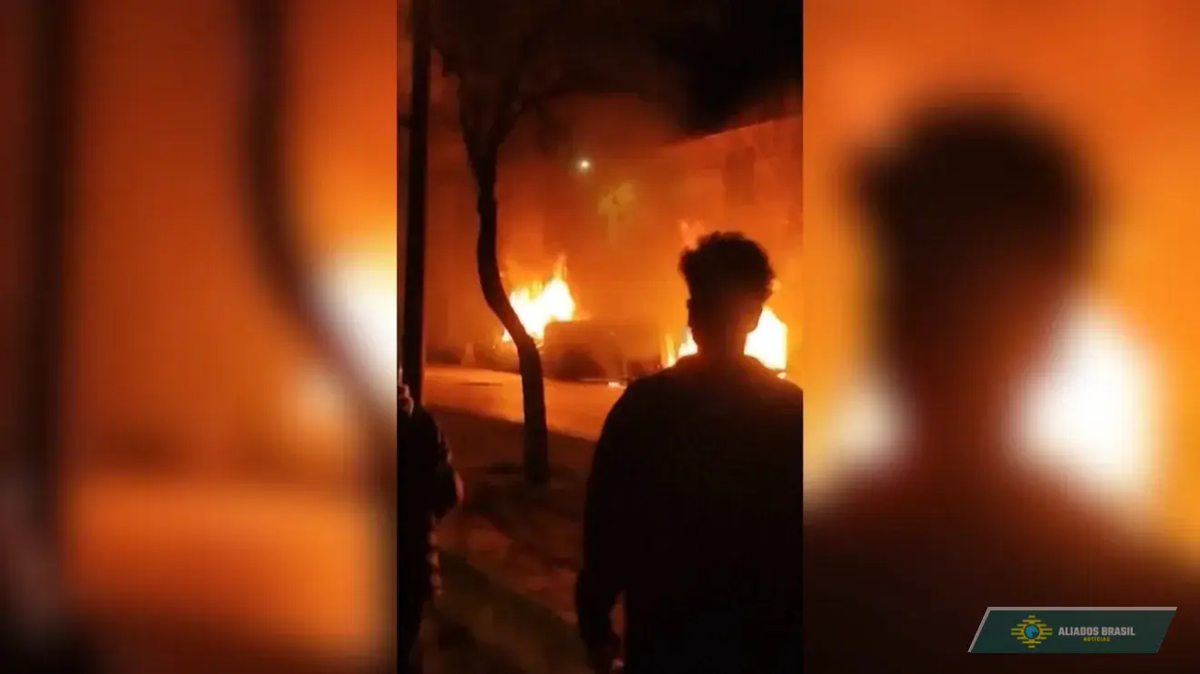 Número de mortos em protestos no Irã pode ultrapassar 16.500, diz jornal