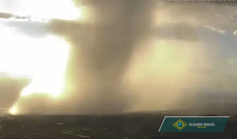 O que é a microexplosão atmosférica, que pode arrasar uma cidade com ventos