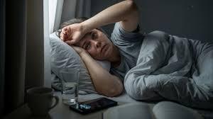 O que significa acordar cansado todos os dias mesmo dormindo bem