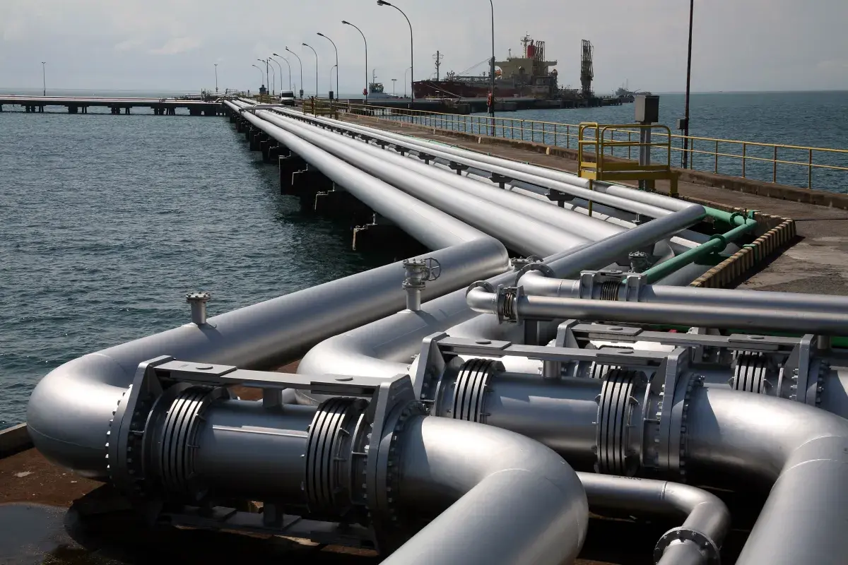 Operação mira furto de petróleo da Transpetro em fazenda da família Garcia