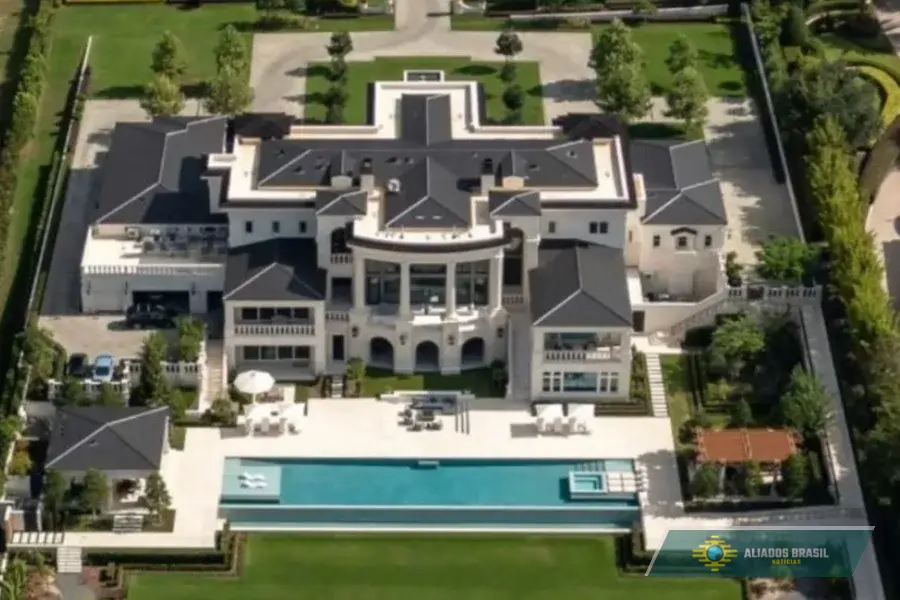 Pai de Vorcaro negocia mansão de R$ 180 milhões em Orlando. Veja fotos