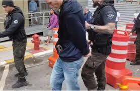 Polícia liberta juiz de cativeiro após sequestro relâmpago em SP