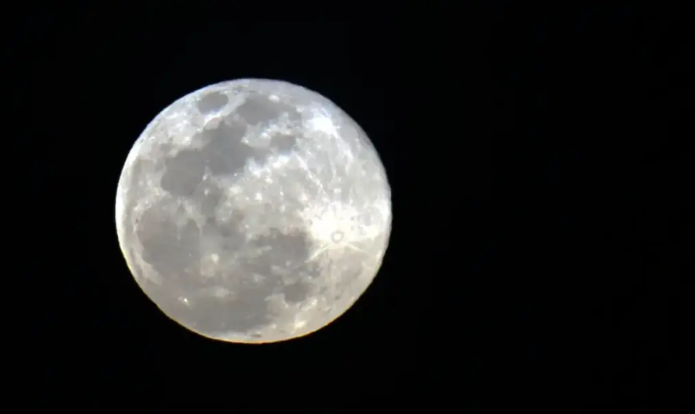 Primeira Superlua de 2026 pode ser vista neste sábado