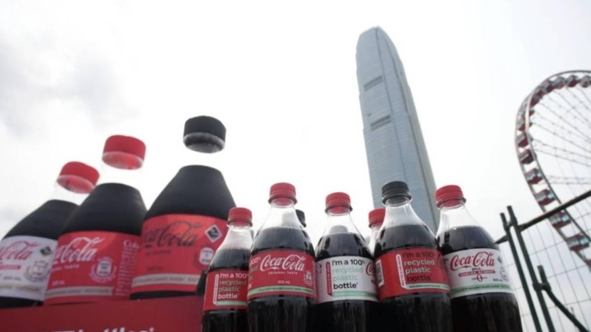 Refrigerantes contaminados com urina humana são recolhidos de supermercados