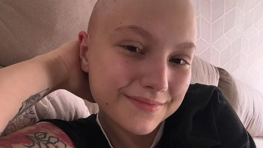 Relembre trajetória de Isabel Veloso, que morreu aos 19 anos com câncer