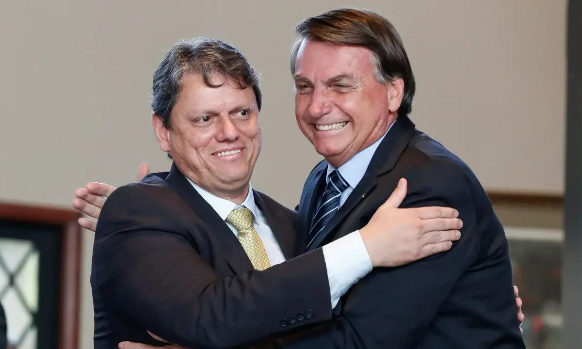 Tarcísio diz que será candidato à reeleição em SP e anuncia visita a Bolsonaro para prestar apoio