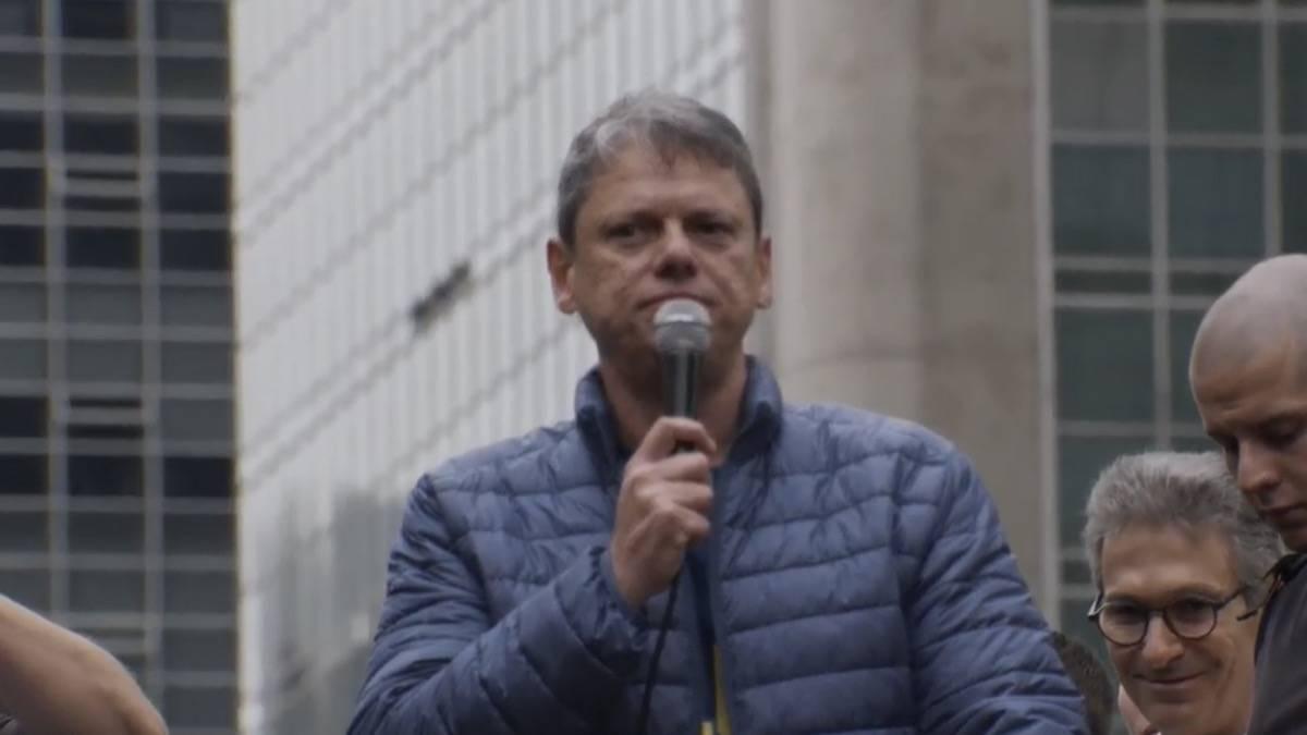 Tarcísio fala sobre encontro com Bolsonaro autorizado pelo Supremo