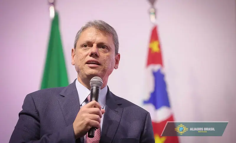 Tarcísio: Sempre falei do meu respeito e lealdade a Bolsonaro