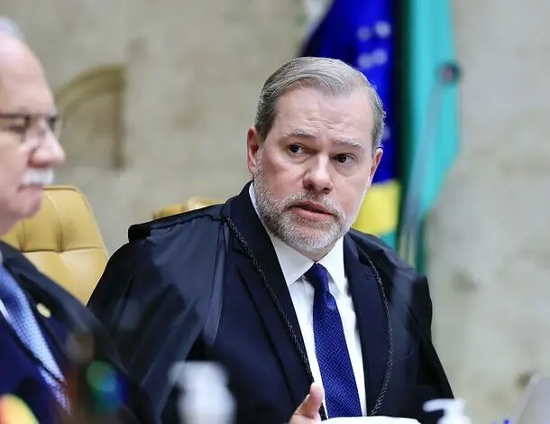 Toffoli diz ao STF que seguirá com caso Master, mesmo que “apanhe”