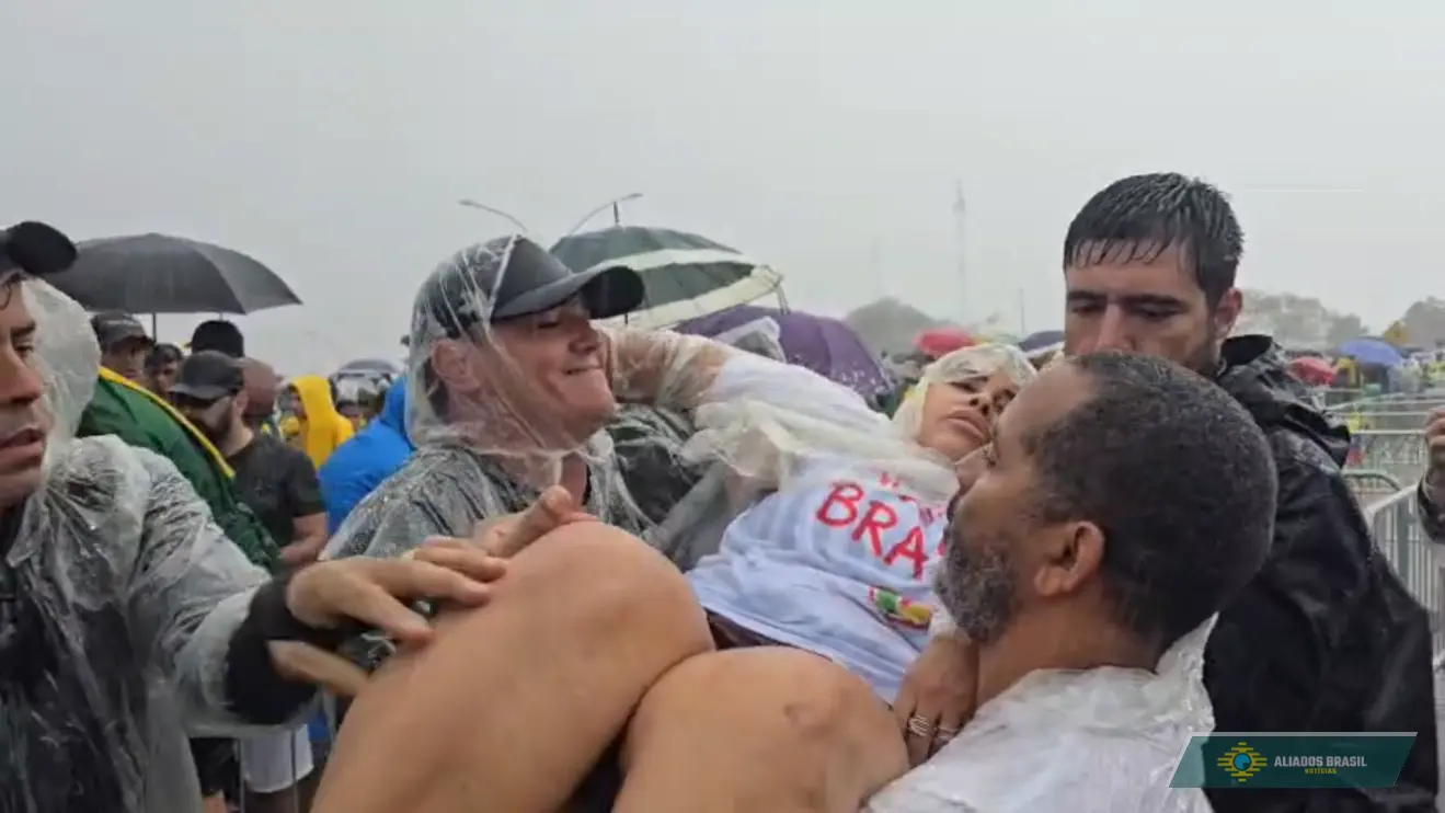 Veja relato de apoiadoras de Nikolas atingidas por raio em Brasília