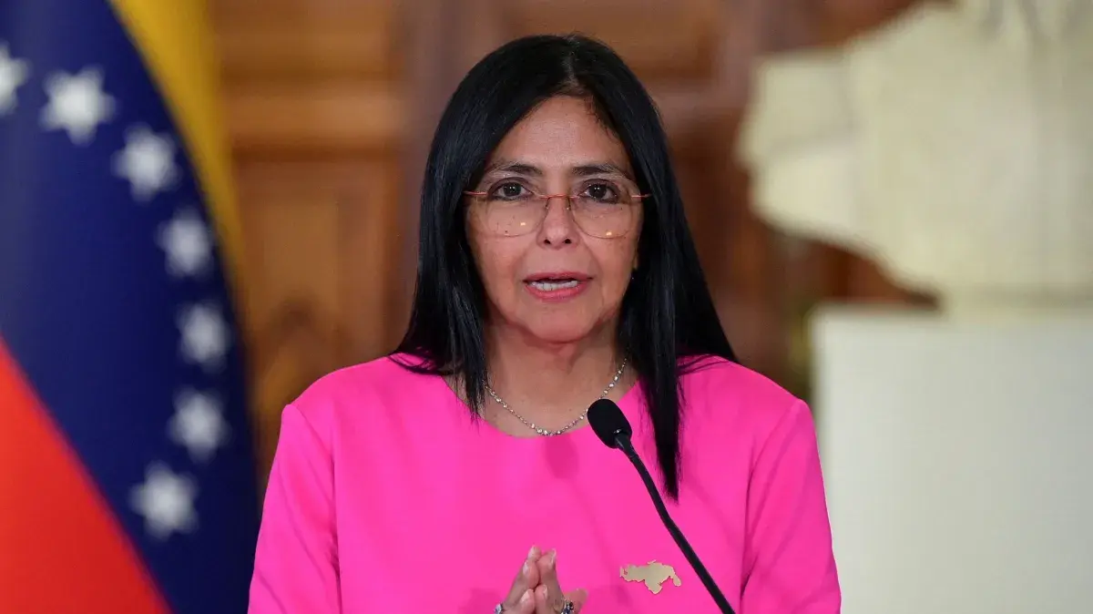 Venezuela liberta ao menos 80 presos políticos no domingo (25), diz grupo