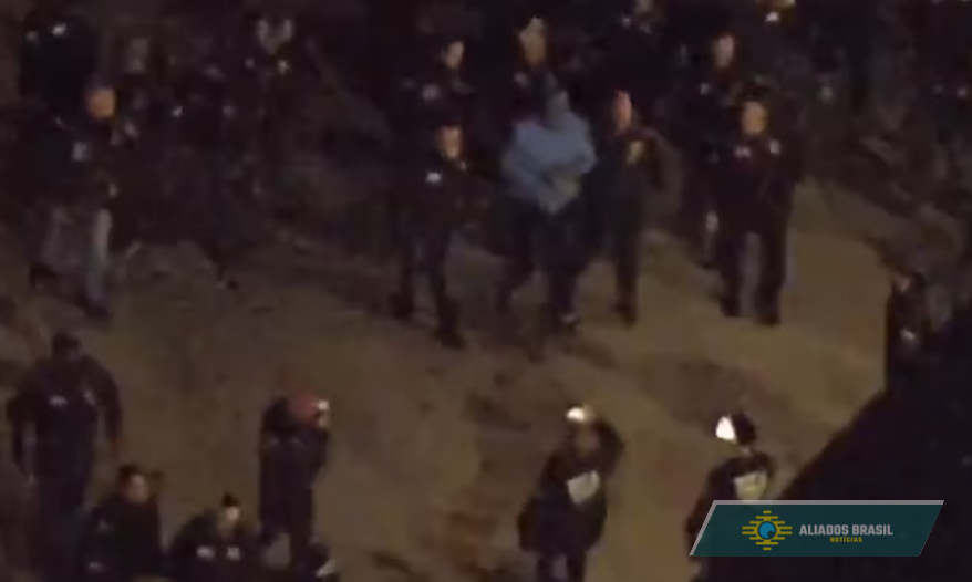 VÍDEO: Veja o momento em que Maduro chega aos EUA para ser julgado Nova York