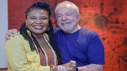 Bahia triplica para R$ 1 milhão patrocínio a bloco ligado à ministra de Lula