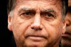 Bolsonaro é ouvido na Papudinha por chamar Lula de 'cachaça'
