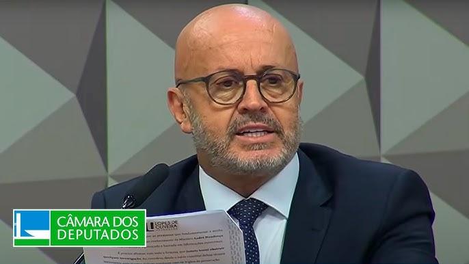 Careca do INSS prepara proposta de delação premiada