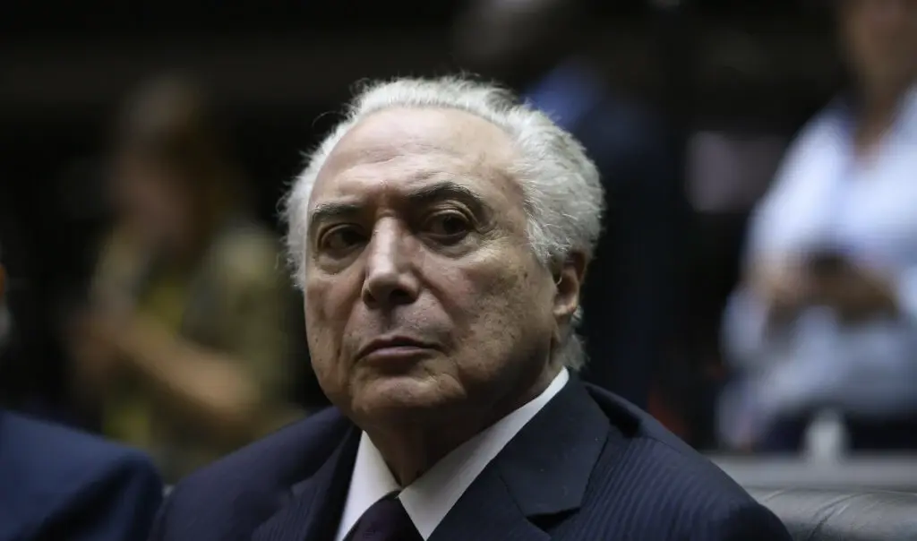 Carnaval: Michel Temer reage após sátira em desfile sobre Lula