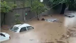 Em São João de Meriti, na Baixada Fluminense, uma pessoa morre e 600 ficam desalojadas por causa de alagamentos