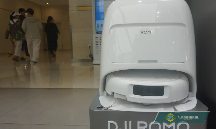 Engenheiro “toma controle” de 7 mil aspiradores robôs ao redor do mundo por falha de segurança