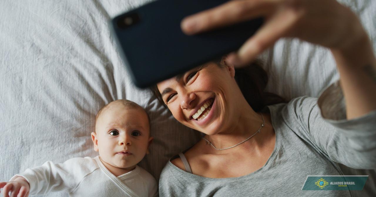 Exposição de crianças nas redes: especialistas fazem grave alerta sobre os perigos