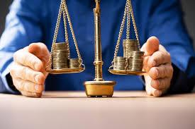 Gastos administrativos da máquina pública atingem maior valor em 9 anos em 2025