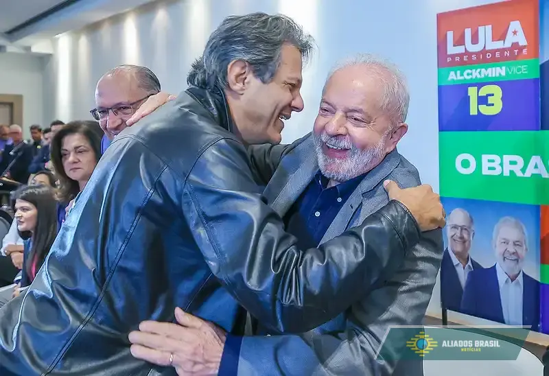 Governo Lula sobe imposto de importação de 1.200 produtos