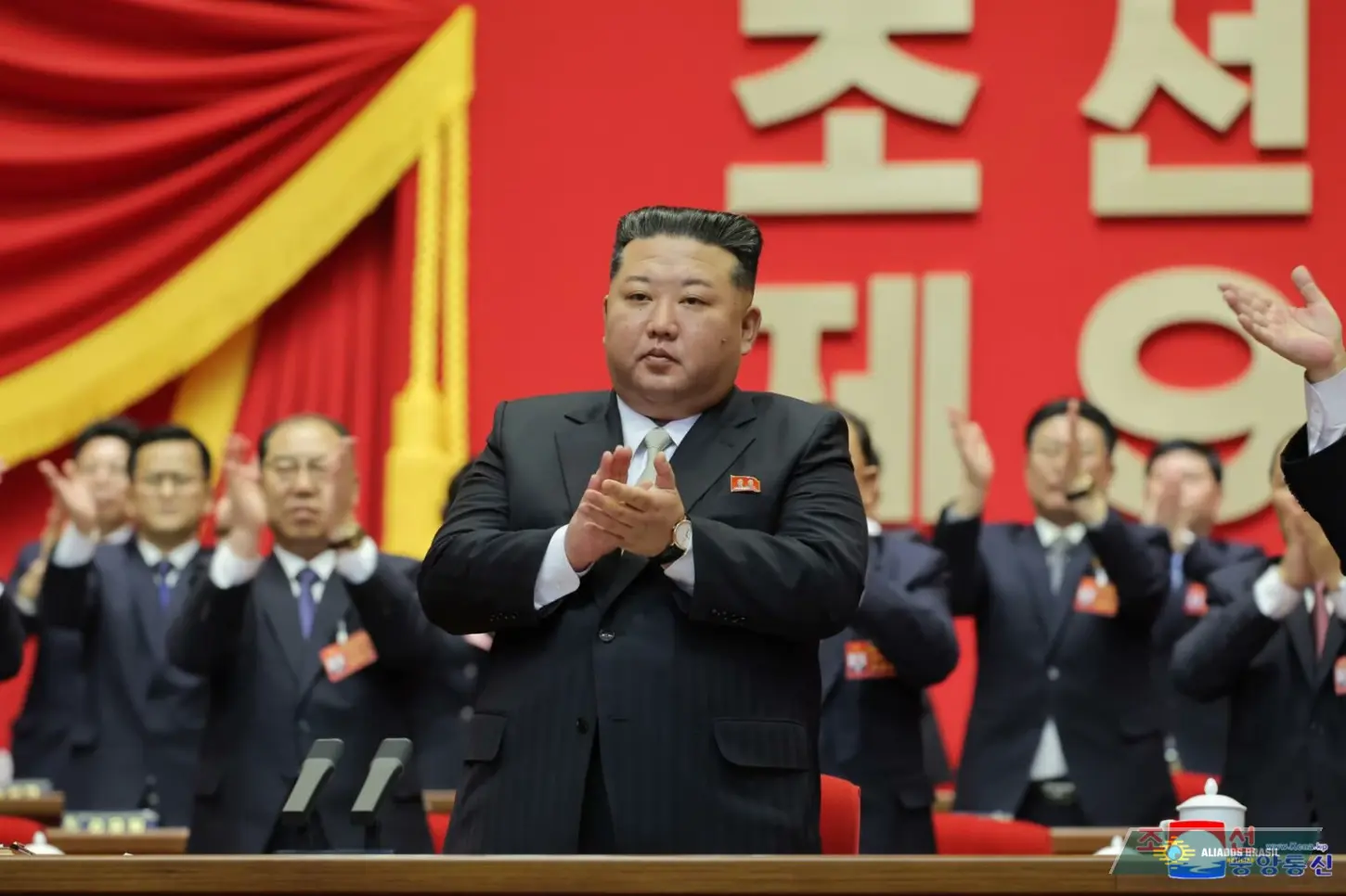 Kim Jong-un é reeleito no Partido governista da Coreia do Norte