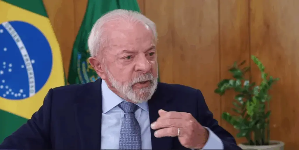 Lula diz que conversou com Lulinha sobre escândalo do INSS