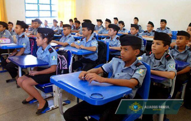 MP e Defensoria pedem suspensão imediata de escolas cívico-militares em São Paulo