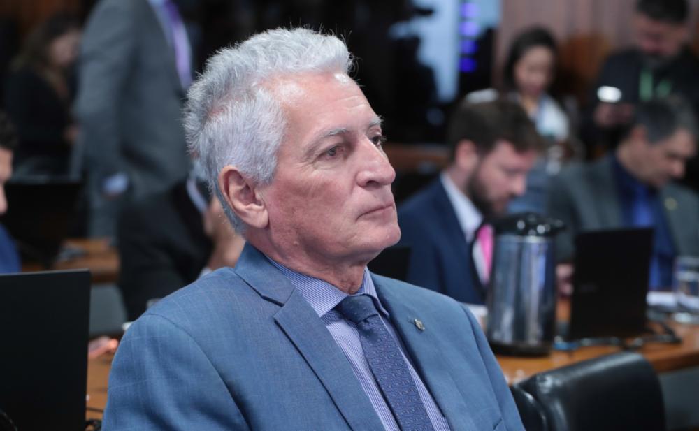 Novo pede suspensão imediata de petista que agrediu Luiz Lima