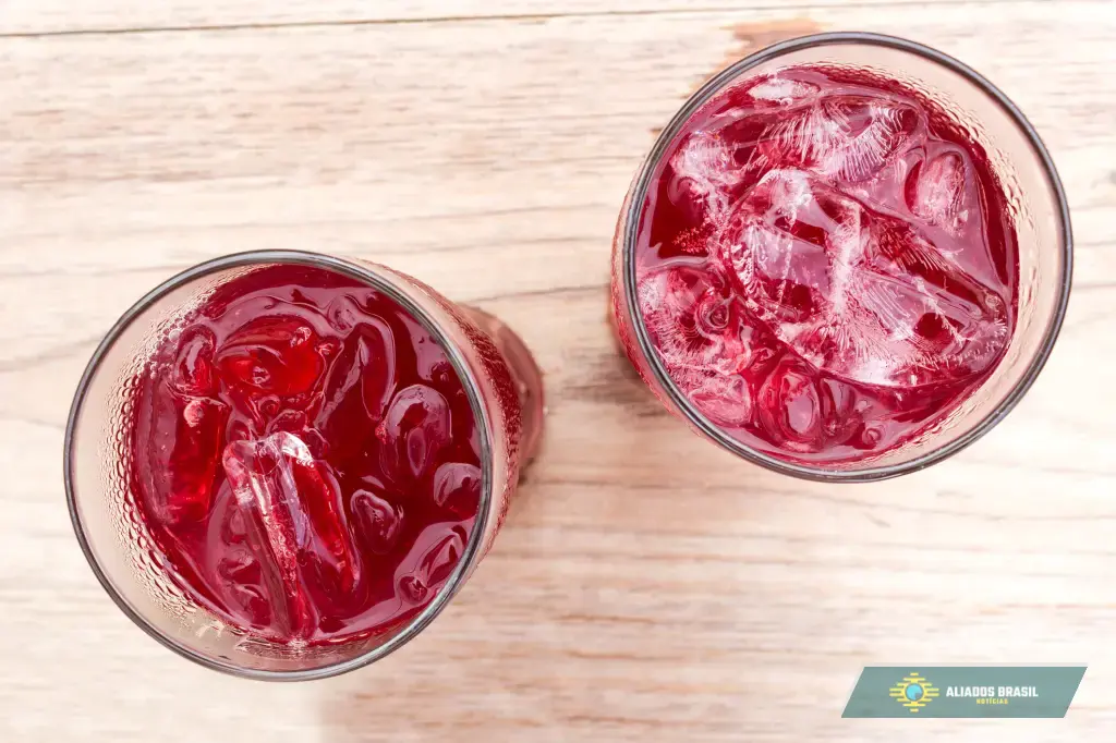 O 'ouro vermelho' para a saúde do seu cérebro e da concentração: este suco melhora a pressão sanguínea na cabeça