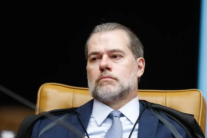 Relatório da PF citou mais de 10 encontros entre Toffoli e Vorcaro