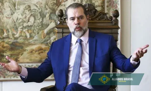 Toffoli envia partes do processo do Banco Master para primeira instância em SP e RJ