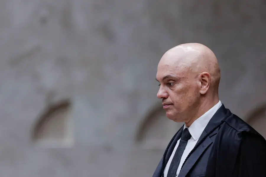 Vazamento de dados: servidora pede a Moraes acesso a “prova decisiva”