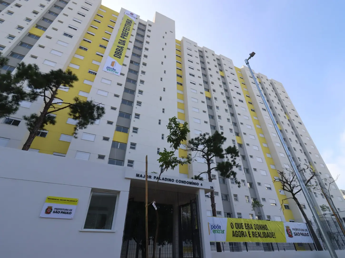 868 famílias que viviam em áreas de risco ganham moradia em São Paulo