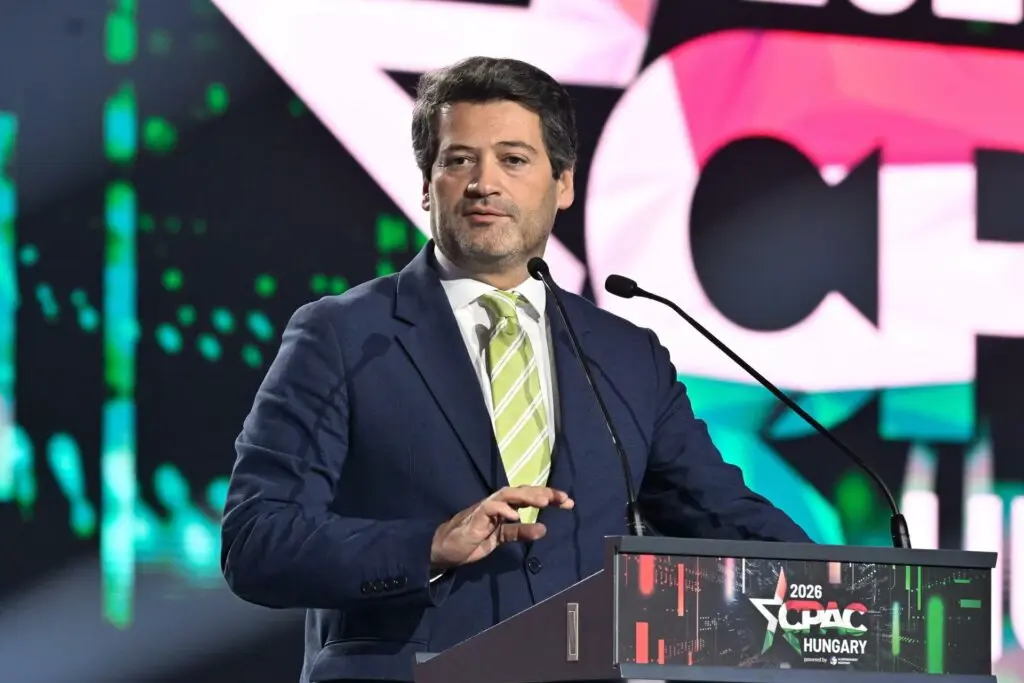 Bolsonaro é homenageado em evento conservador na Hungria