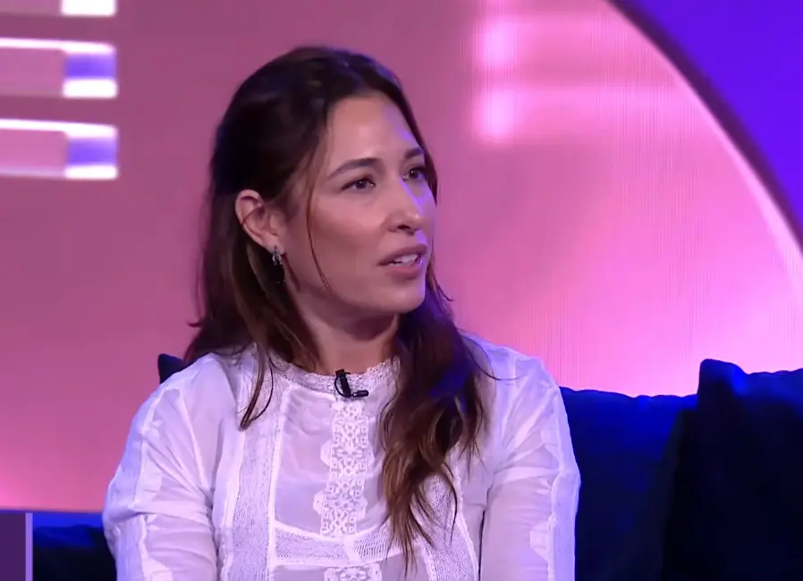 Atriz diz por que pediu demissão da Globo e não se arrepende