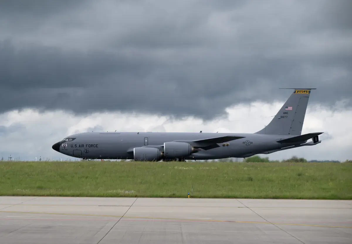 Avião de reabastecimento dos EUA cai no Iraque, diz Exército Americano
