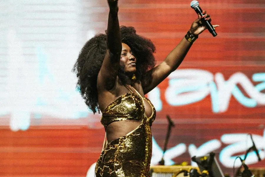 Cantora Adriana Araújo está em estado grave após aneurisma cerebral