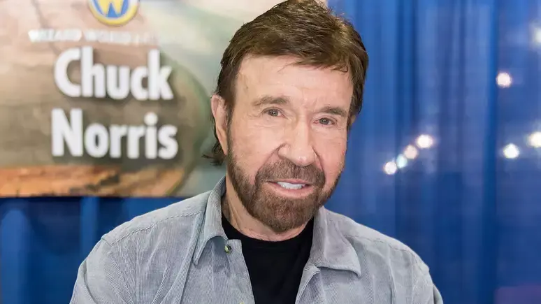 Chuck Norris é internado às pressas após passar mal