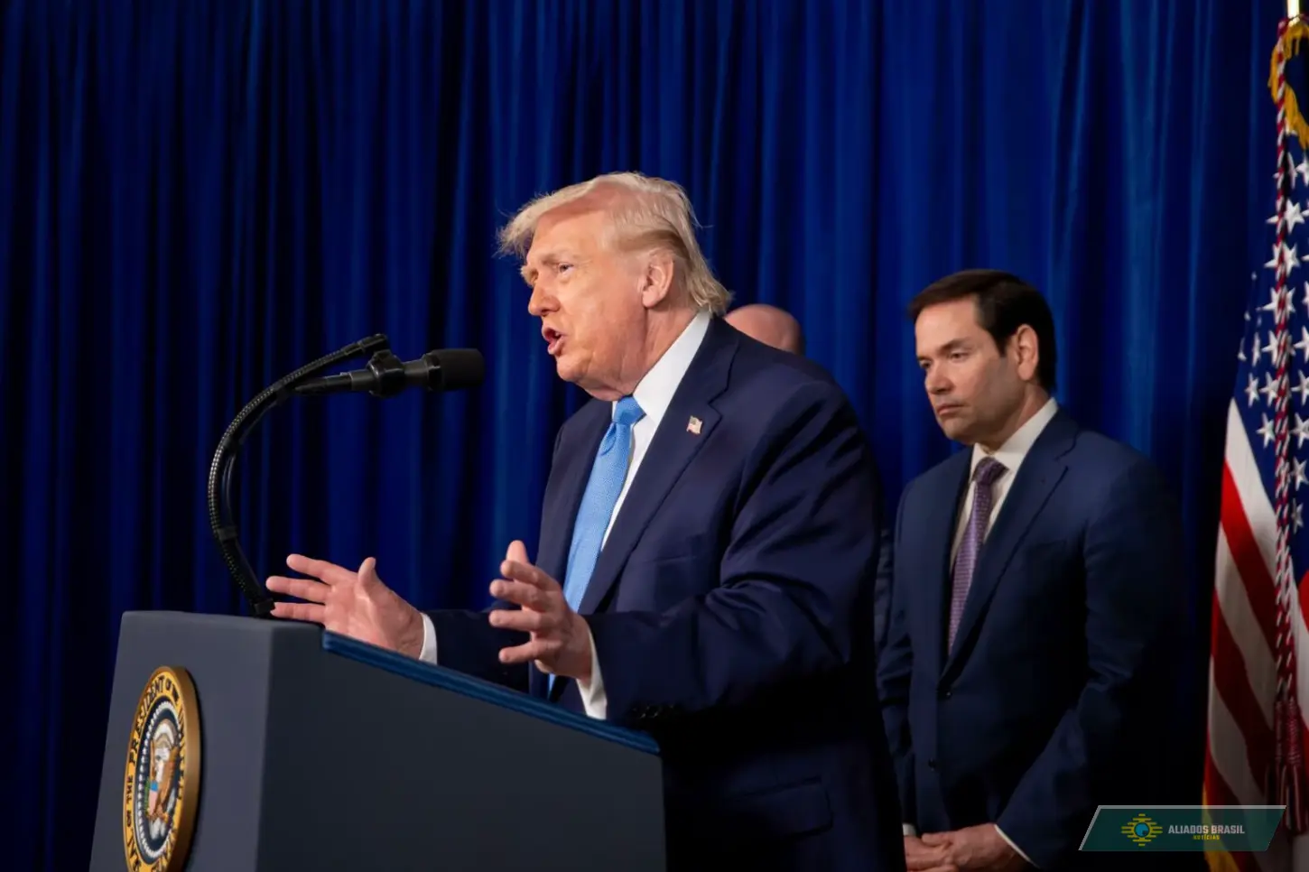 EUA estão tratando com 7 países para proteger Ormuz, afirma Trump