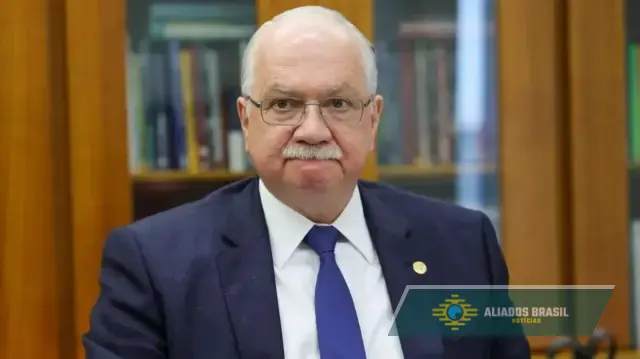 Filha e genro de Fachin encerram em escritório de advocacia