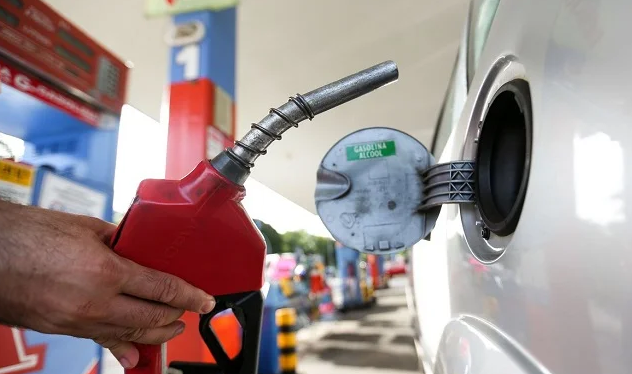 Gasolina e diesel sobem pela 4ª semana seguida; gás de cozinha dispara neste estado do Nordeste