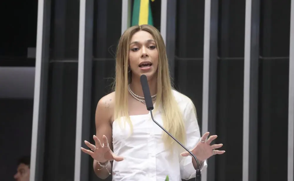 Hilton quer inquérito que pode resultar em prisão de Ratinho