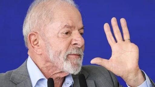 Lula perde o controle, eleva tom com ministros e gera queixas no próprio governo
