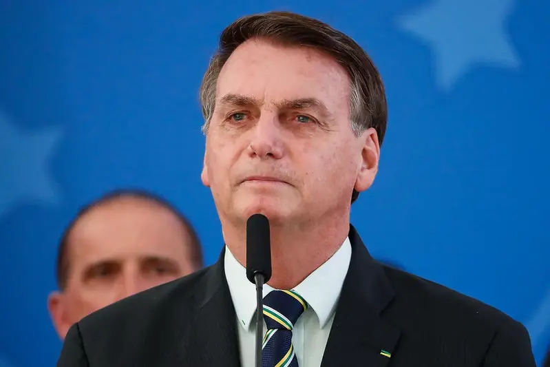 Novo boletim médico não mostra previsão de alta a Bolsonaro