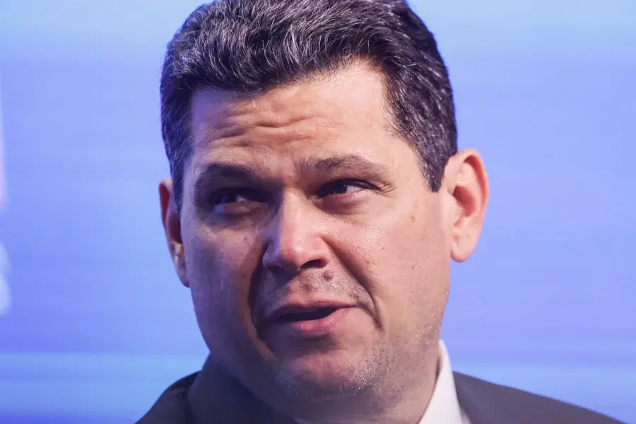Questionado, Alcolumbre desconversa sobre CPI do Master. Vídeo