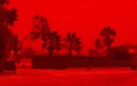 ‘Tons de sangue’: céu aparece vermelho na Austrália com a chegada de ciclone; veja imagens