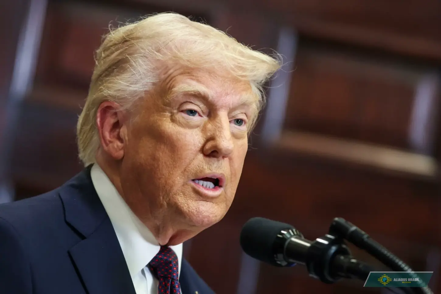 Trump a aliados: “Vão ao Estreito de Ormuz e tomem-no”