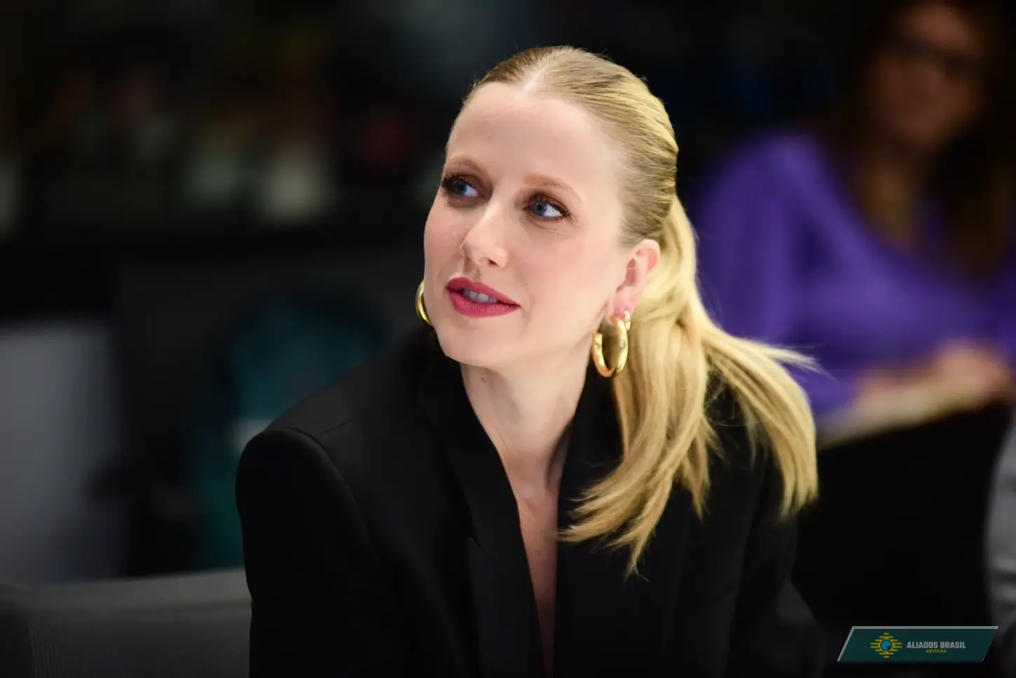 Apresentadora Gabriela Prioli, ex-CNN Brasil, é acusada de plágio